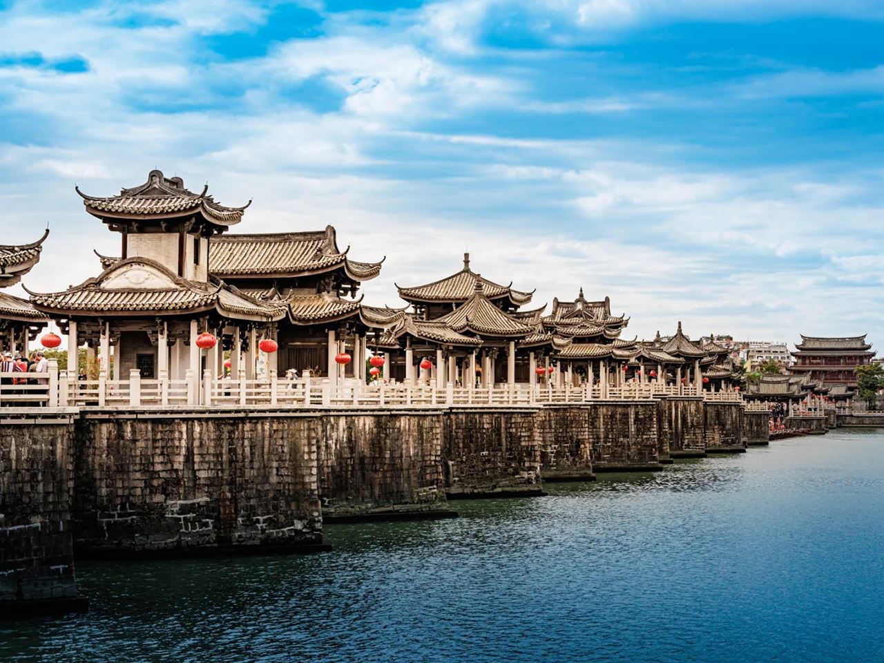 Shantou Departure | Chaozhou Ancient City Paifang Street + Guangji Bridge + Longhu Ancient Village One-Day Tour [Pure Leisure Trip]