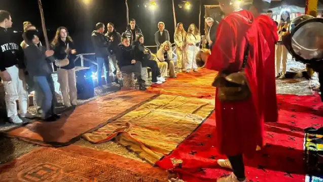 Agafay Desert Tour: Sunset Camel Ride & Dinner with Show