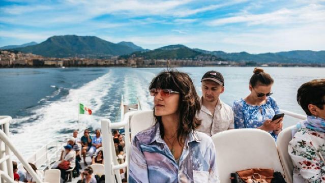 จากโรม: ชายฝั่งอามาลฟี โพซิตาโน และอามาลฟี โดยเรือและรถไฟ