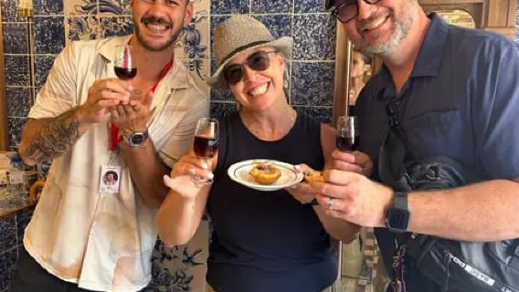 Tour a piedi per piccoli gruppi Belém + Biglietti per il Monastero di Jerónimos