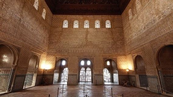 Private Full Alhambra Experience: Tickets & Guided Tour