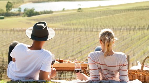 Sydney Hunter Region + Central Coast 1-day tour (wine tasting + lunch included)