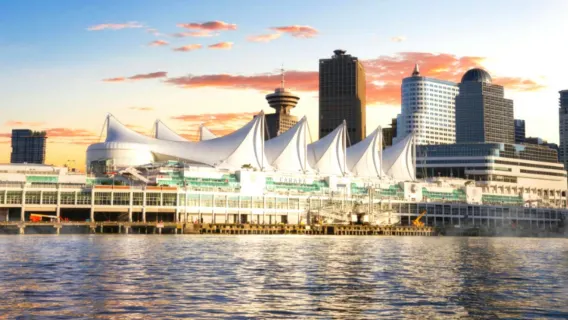 Tour 1 ngày quanh đảo Granville + Quảng trường Canada tại Vancouver với dịch vụ song ngữ Trung - Anh