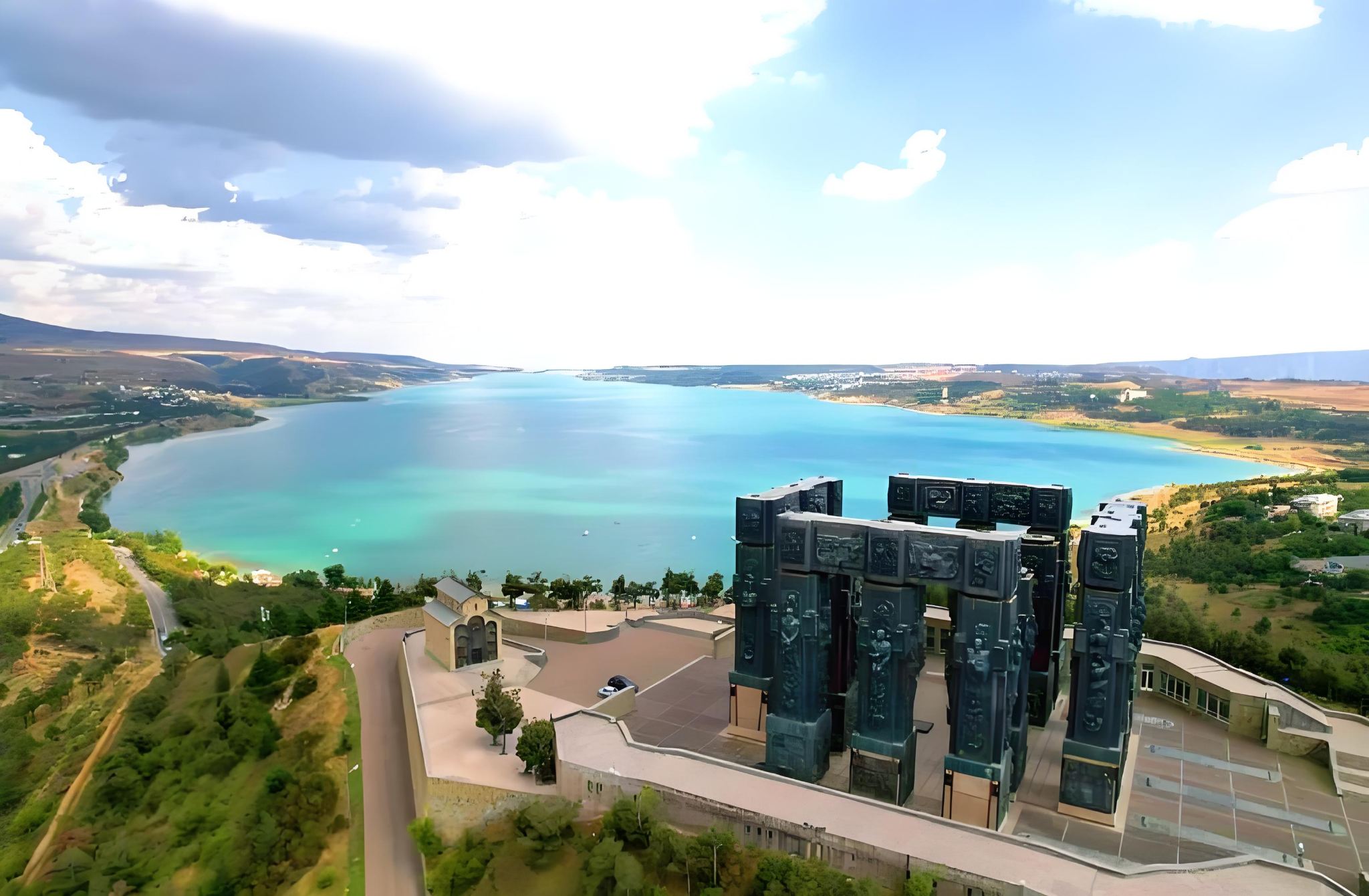 Jvari Monastery + Chronicles of Georgia + Svetitskhoveli Cathedral + Tbilisi sea 1-day tour