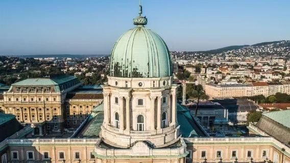 匈牙利布達佩斯聖安德烈小鎮+國會大廈+漁人堡+布達城堡一日遊