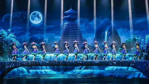 Guilin: Excursión de un día con crucero por el río Li y espectáculo Yangshuo Romance