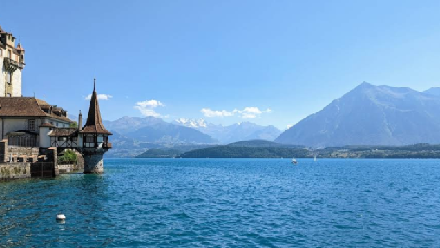 瑞士因特拉肯-圖恩湖-施皮茨-布里恩茨湖【中文包車自由行】