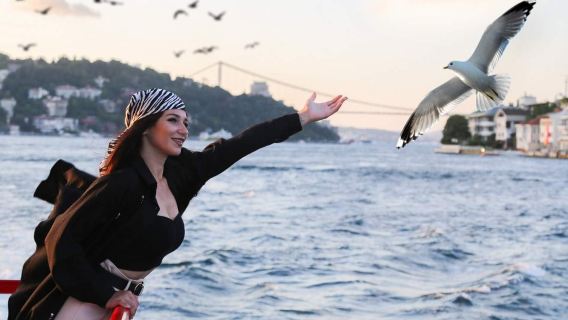 [ทัวร์ล่องเรือซีแอนด์แลนด์ ช่องแคบบอสพอรัส อิสตันบูล] ท่องเที่ยวอิสตันบูล ตุรกี - การล่องเรือชมวิวช่องแคบบอสพอรัสแบบซีแอนด์แลนด์