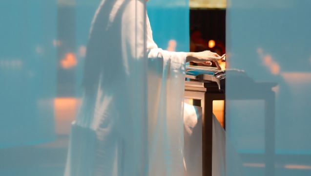 Hangzhou imperial banquet | Travel through millennia to a grand Song dynasty palace feast [savor imperial cuisine + enjoy ancient music and dance + wear traditional costumes] must-visit for best friends/couples/parents