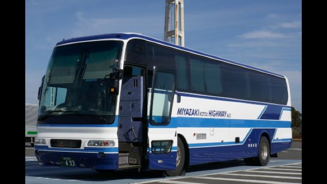 Kumamoto station Fukuoka Hakata bus center Takachiho bus center direct bus