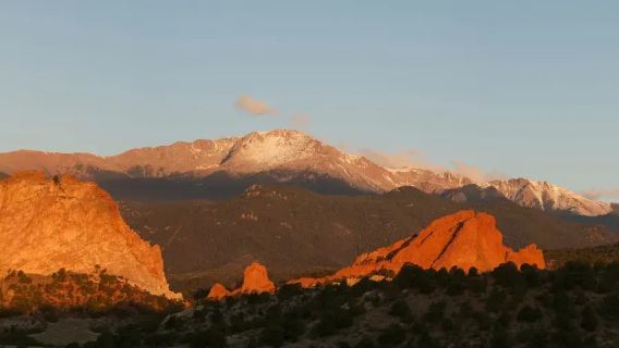 Denver pergi-balik: Taman Garden of the Gods + Pikes Peak lawatan sewa peribadi + tidak termasuk tiket masuk