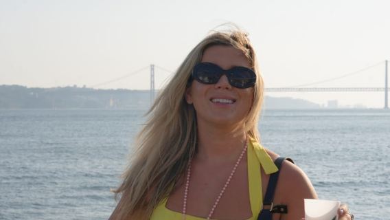 Lisbon: Classic Yacht Tour with Drinks and Pastel de Nata