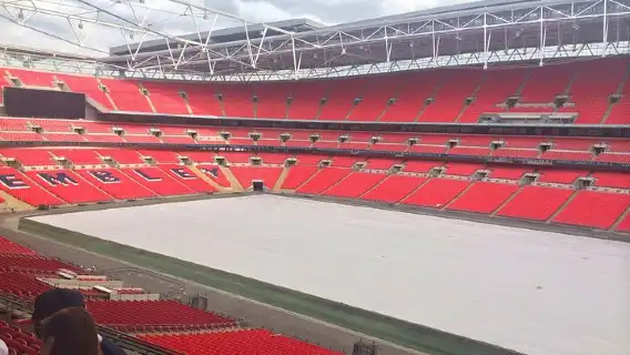 Wembley Royal Box Seat - Single