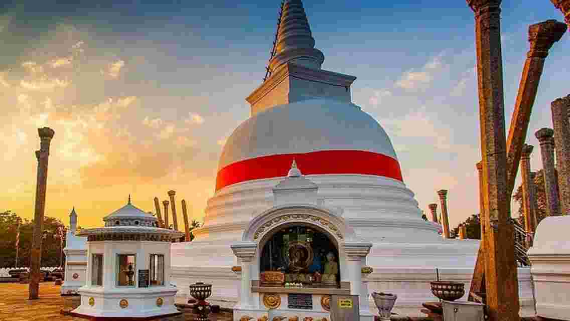 Full Day Private Tour to Anuradhapura from Kandy 