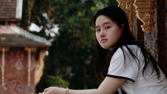 Travel photo shoot in Luang Prabang, Laos[Grand palace Wat Xieng Thong French street optional makeup photo]