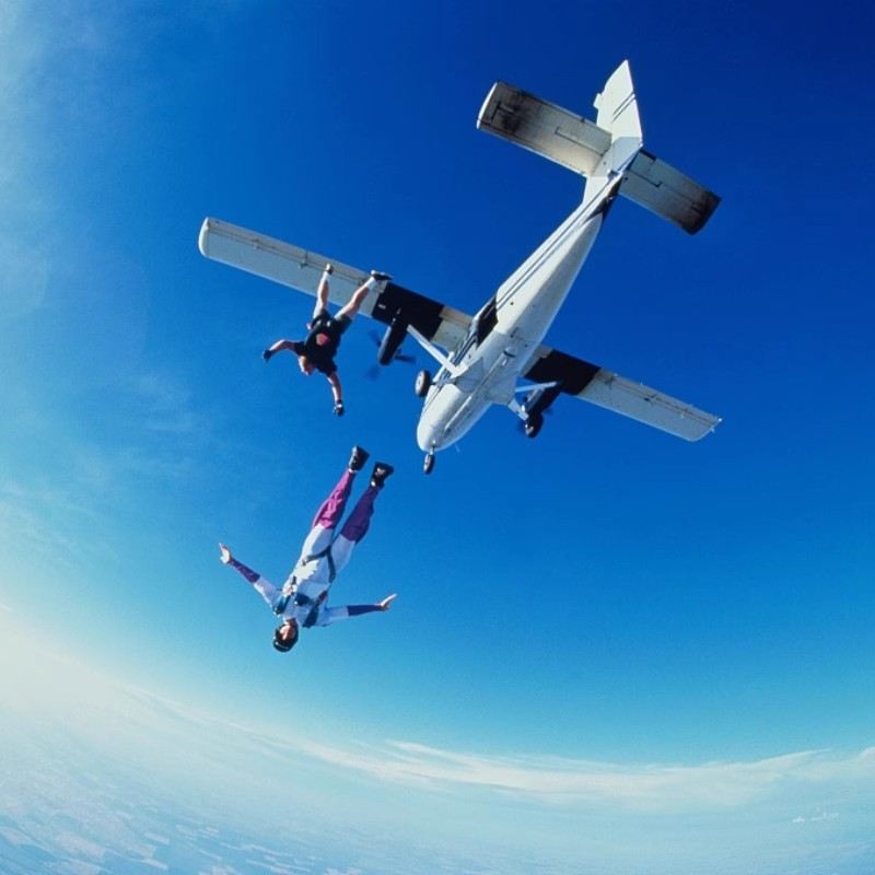 シドニー、ウロンゴン、ニューカッスル、ピクトンでのスカイダイビング【送迎オプション・税込・プロインストラクターによる1対1指導】