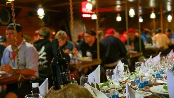 Cancún: Pirate Ship Party Cruise with Open Bar