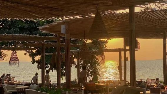 The Oxygen Pattaya, Thailand Perkhidmatan tempahan restoran selebriti internet Pattaya matahari terbenam
