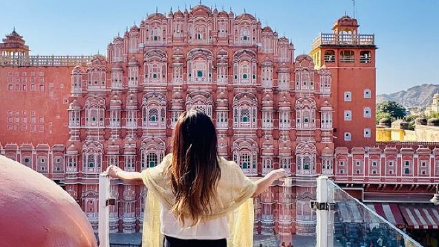 Private Full Day Jaipur Sightseeing Tour By Car and Guide