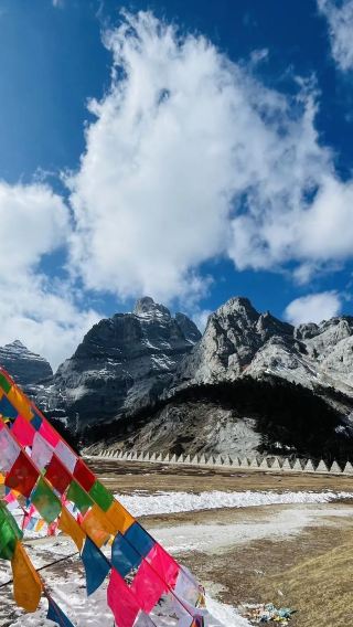 Однодневный тур в достопримечательность Балагецзун в Шангри-Ла [Прямой трансфер до достопримечательности + входной билет + опционально посещение ступы по специальному предложению]