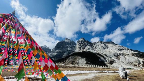 香格里拉巴拉格宗景區一日遊【景點接駁車+門票+可選特惠佛塔】
