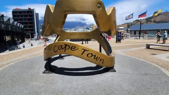 Cape Town: Bo-kaap table mountain Champagne Sunset Cruise