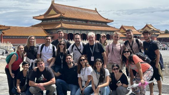 Visite en petit groupe de la place Tian'anmen, de la Cité interdite et du musée du Trésor