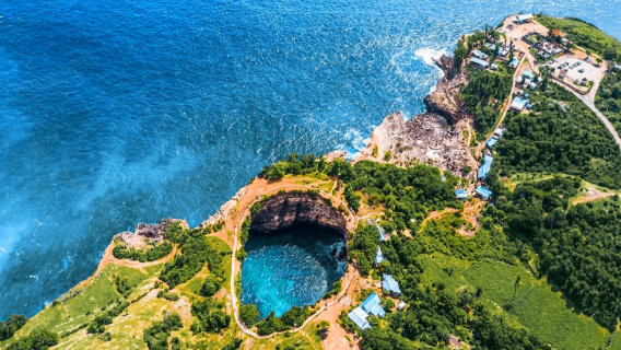 [from Bali] NUSA PENIDA West tour by Private car with compliment Coconuts