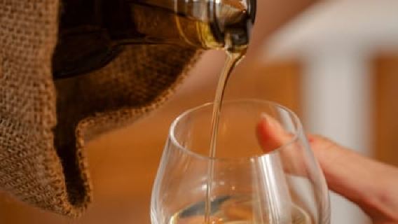 Naxos Town: Olive Oil Tasting & Baking in the Heart of Town