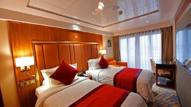 Yangtze River Three Gorges + Three Gorges Cruise + Yangtze No. 2 Cruise Ship + All-Inclusive Package + Chongqing Yichang