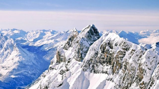 ทัวร์ 1 วันสู่ยอดเขาทิตลิสในสวิตเซอร์แลนด์ - การเดินทางสู่หิมะนิรันดร์·ออกเดินทางจากซูริก/ลูเซิร์น·ทัวร์ภาษาอังกฤษ