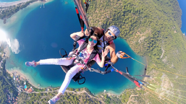 ประสบการณ์บินร่มร่อนที่เฟทิเย [ร่มร่อน D400 ตุรกี ร่มร่อนเฟทิเย ร่มร่อน Infinity พร้อมวิดีโอ รูปภาพ และบริการรับส่ง]