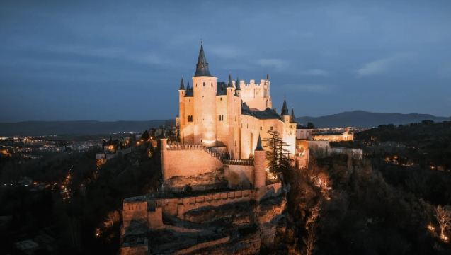 Barcelona, Sepanyol: Perjalanan Pergi-Balik ke Sitges + Tarragona (Boleh Disesuaikan) | Sewaan Peribadi Berbahasa Cina