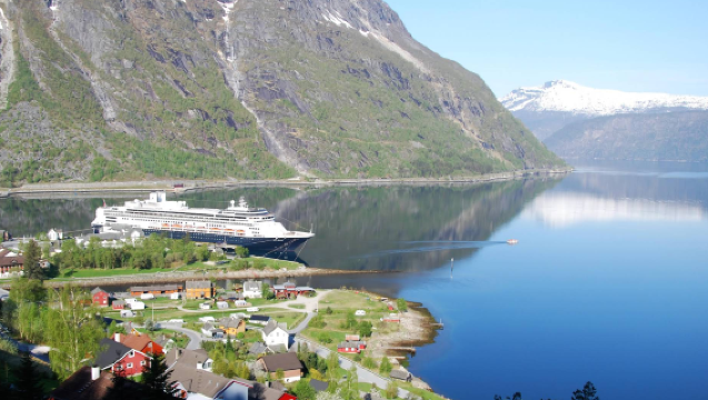 挪威卑爾根-哈當厄峽灣-行程可訂製【中文包車自由行】