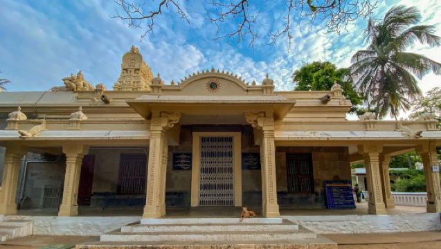 Tour espiritual privado de un día de Pondicherry al distrito de Tiruvannamalai