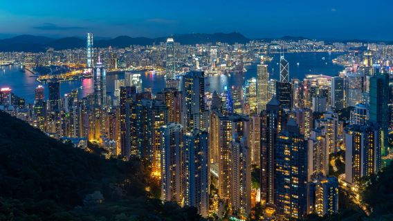 Hong Kong Victoria Peak tram experience (round-trip cable car + aerial views + Hong Kong Island panorama + Sky Terrace 428)