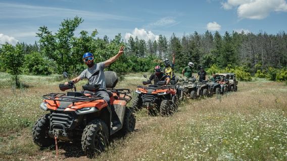 Passeio Off-Road de ATV/QUAD em Veliko Tarnovo e Arbanasi