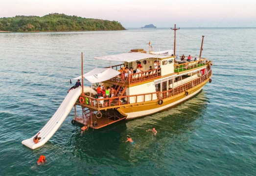 One-day trip to Phang Nga National Park in Phuket [New Year's Day activities | 007 Island | Praying for water lanterns | Experience a pirate ship |...