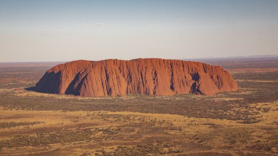 Northern Territory Uluru-Kata Tjuta sunrise light hike English 1-day tour with breakfast + resort transfer