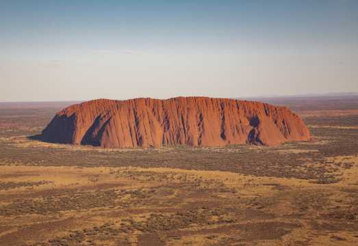 Northern Territory Uluru-Kata Tjuta sunrise light hike English 1-day tour with breakfast + resort transfer