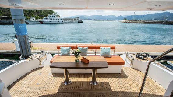 【廣州遊艇出海】廣州太古倉碼頭72英尺豪華三層遊艇包船出海 +KTV