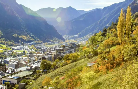 安道爾+法國比利牛斯山地區一日遊【一日跨三國+巴塞隆拿來回】