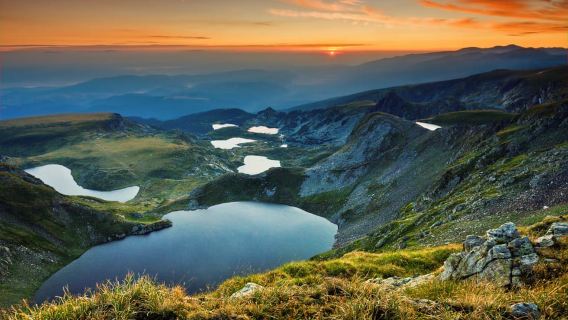 From Sofia: 7 Rila Lakes and Rila Monastery Extended Trip