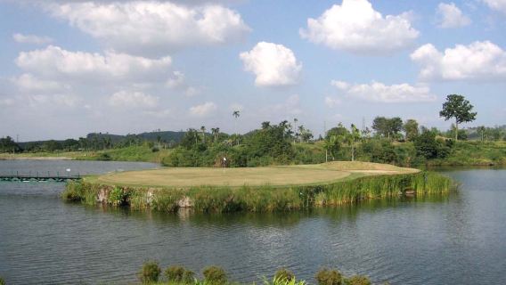 Гольф-клуб St. Andrews 2000 - St. Andrews 2000 Golf Course