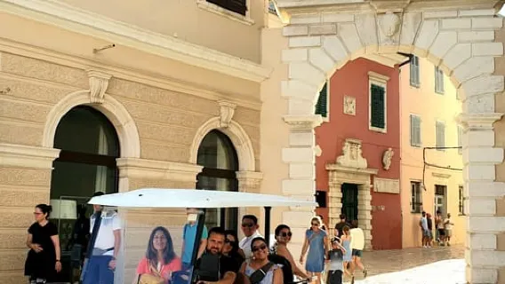 Rovinj : visite de la vieille ville en voiturette de golf