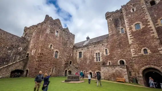 From Edinburgh: West Highlands, Castles & Lochs Day Tour