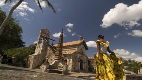 Tour di un giorno ad Altos de Chavón e shopping a La Romana