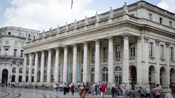 Classic Landmarks of Bordeaux