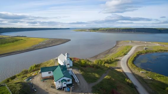 加拿大耶洛奈夫(黃刀鎮)—極光之旅包車一日遊：【景點自選】