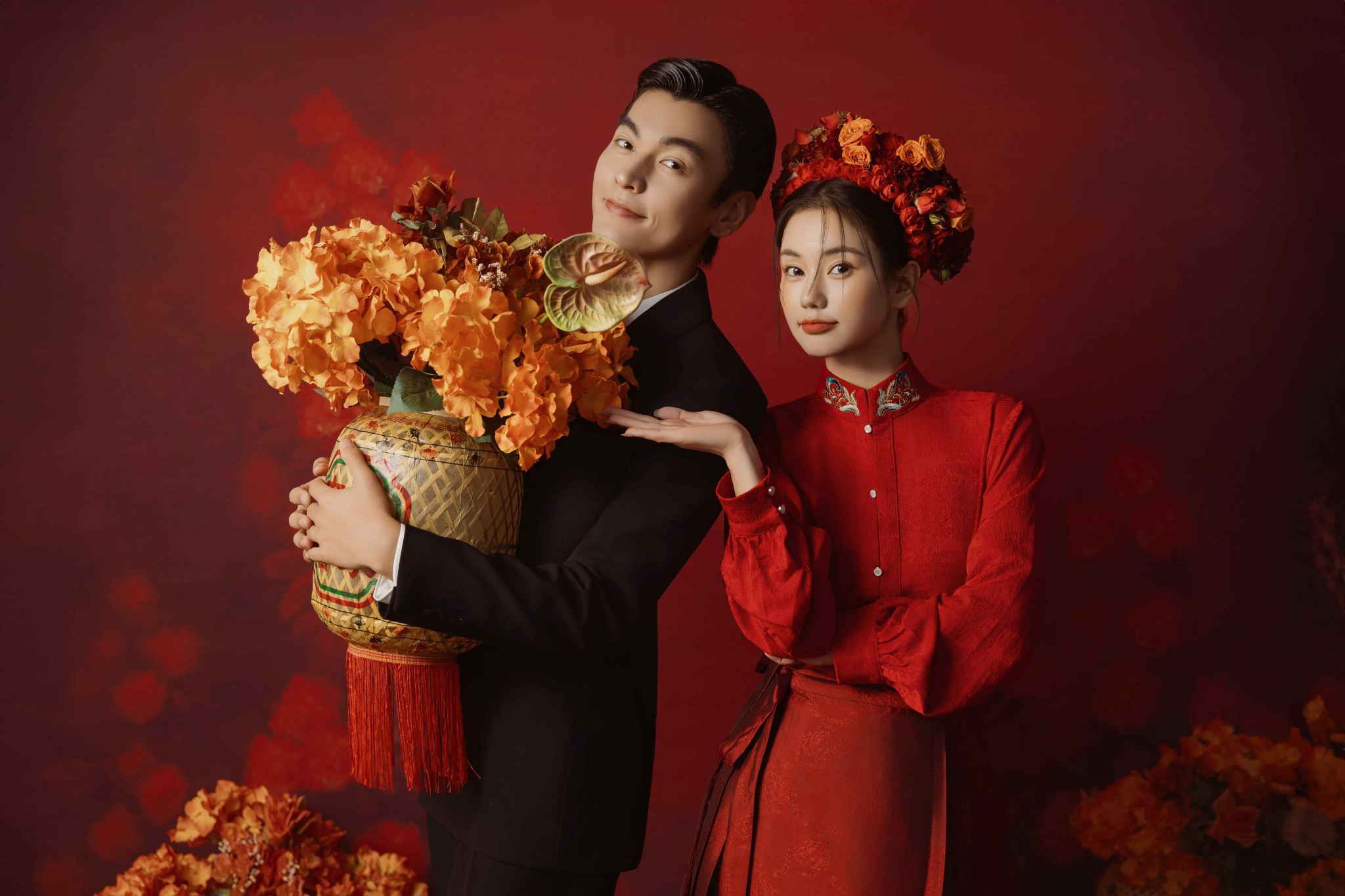 Tonghua Huinan Liuhe multilingual guide services, private charter, customized travel planning, business accompaniment, and professional photography documentation.